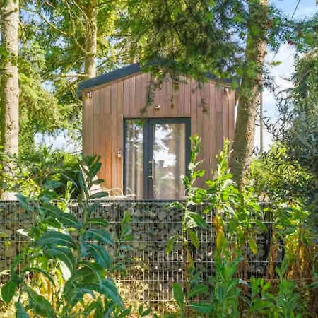 Gemuetliches Tiny House Im Gruenen Kehrig