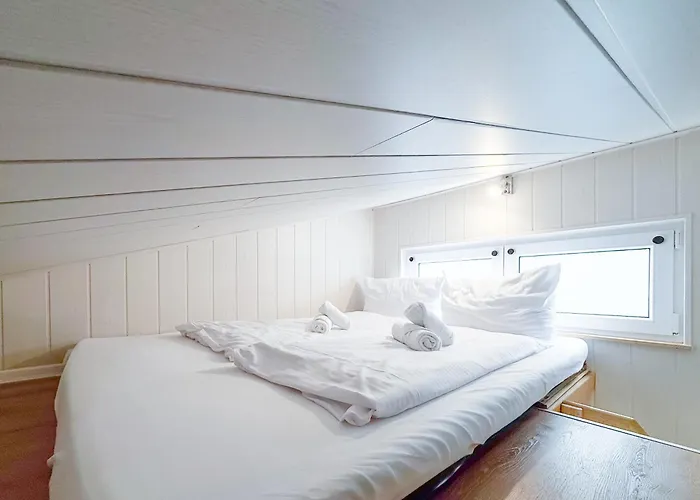 Gemuetliches Tiny House Im Gruenen Kehrig