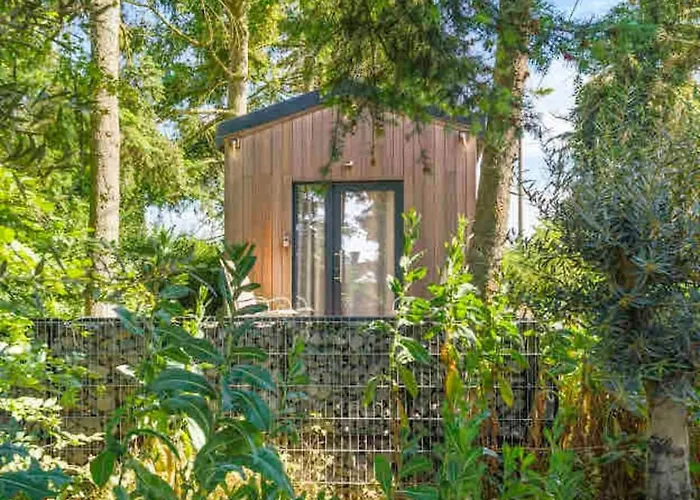 Gemuetliches Tiny House Im Gruenen Kehrig